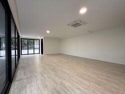 Grove Lane (D10), Detached #561876761